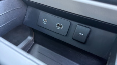 Land Rover Defender 2.0 D240 SE 110 5dr Auto Diesel Estate